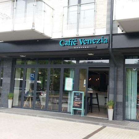 Apartament Dla Ciebie Z Tarasem I Garazem Kołobrzeg Exterior foto