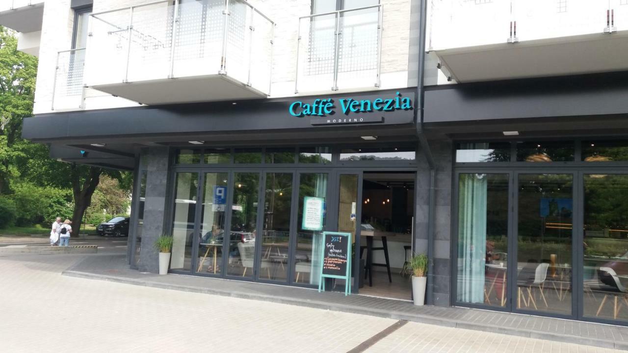 Apartament Dla Ciebie Z Tarasem I Garazem Kołobrzeg Exterior foto